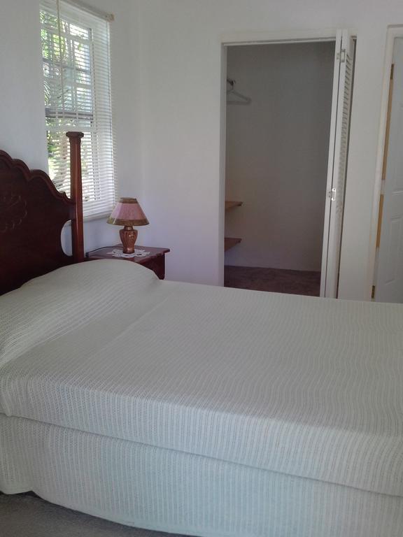 Polish Princess Guest House بورت أنطونيو المظهر الخارجي الصورة