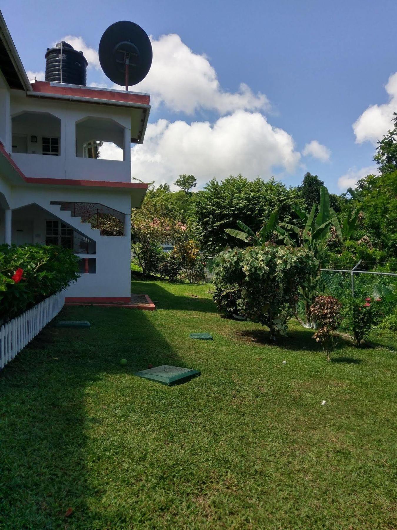 Polish Princess Guest House بورت أنطونيو المظهر الخارجي الصورة