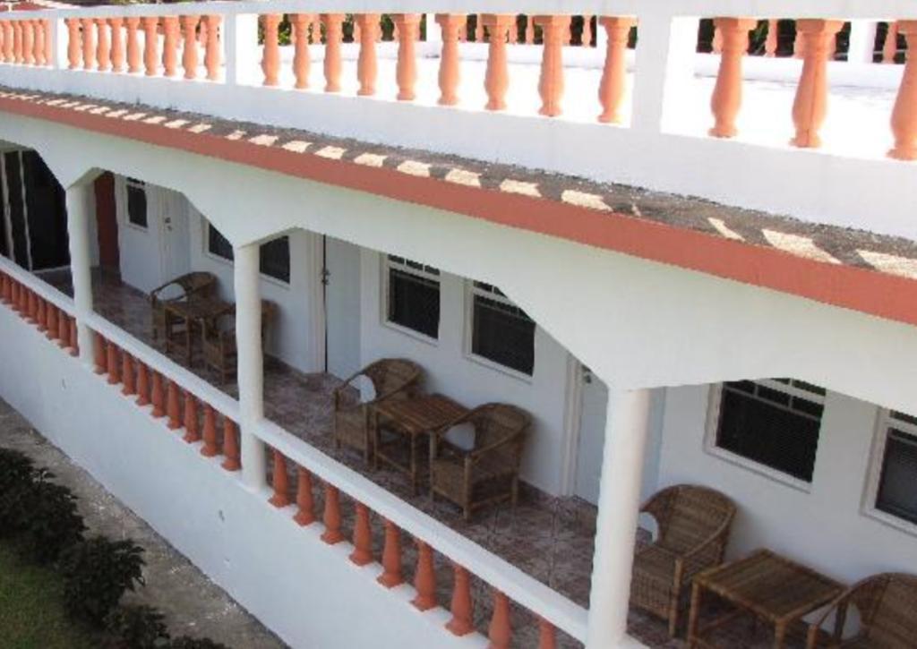 Polish Princess Guest House بورت أنطونيو المظهر الخارجي الصورة