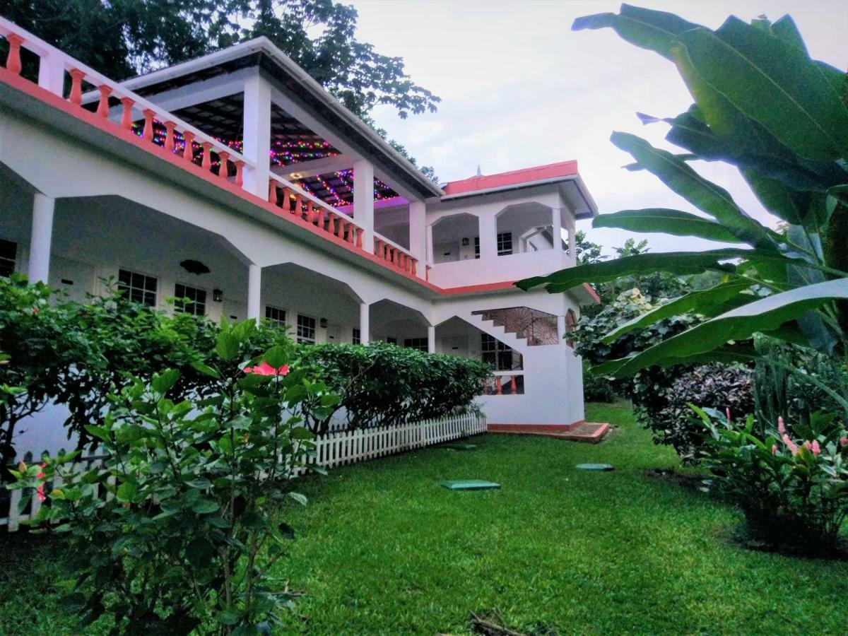 Polish Princess Guest House بورت أنطونيو المظهر الخارجي الصورة