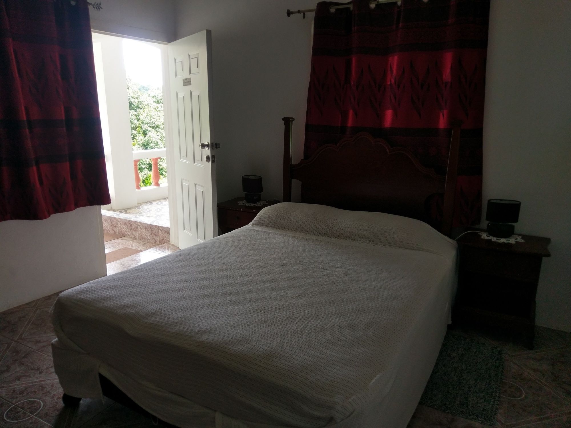Polish Princess Guest House بورت أنطونيو المظهر الخارجي الصورة