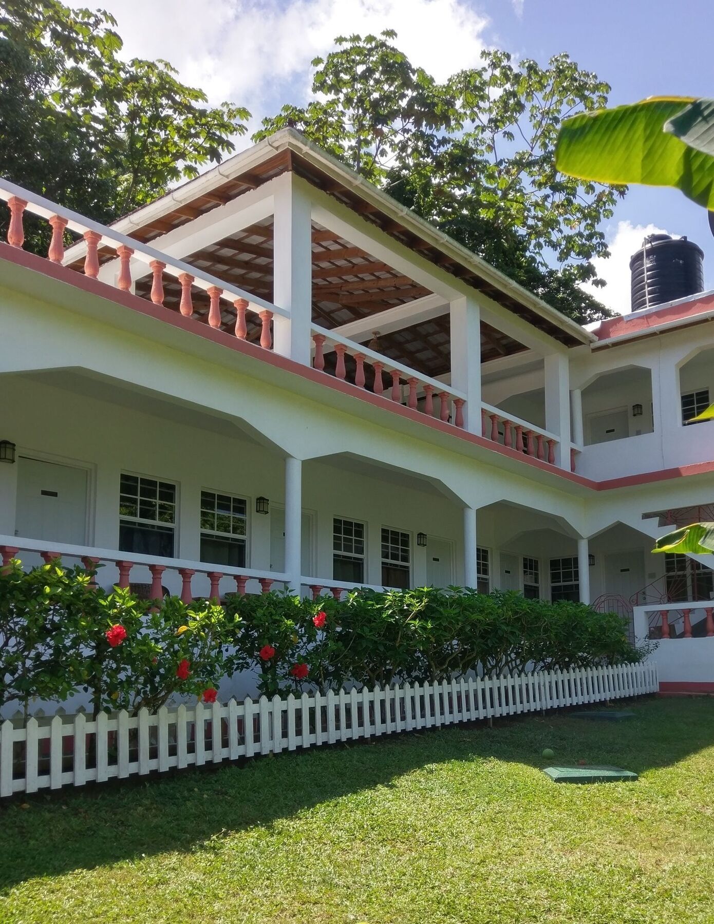 Polish Princess Guest House بورت أنطونيو المظهر الخارجي الصورة